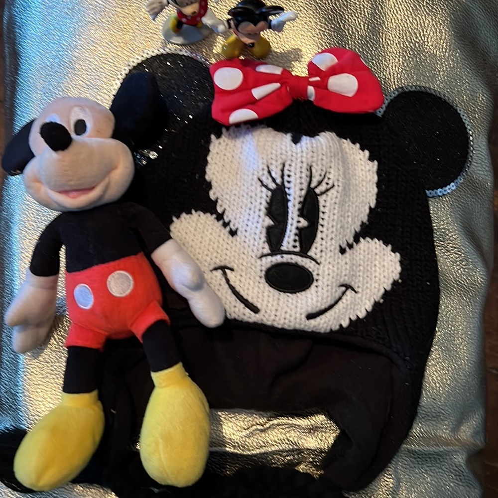 Mickey Mouse girl hat